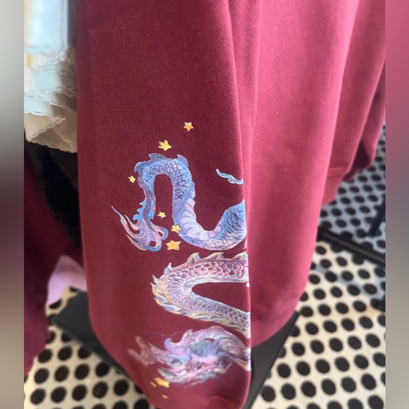 NWT Coach Outlet New Year Crewneck With Dragon - Picture 6 of 8